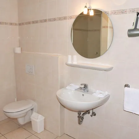 Schuurman 3* 엠리크하임