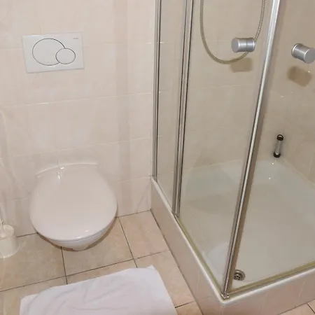 Schuurman 엠리크하임